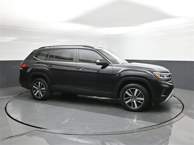 Used 2023 Volkswagen Atlas SE image 17