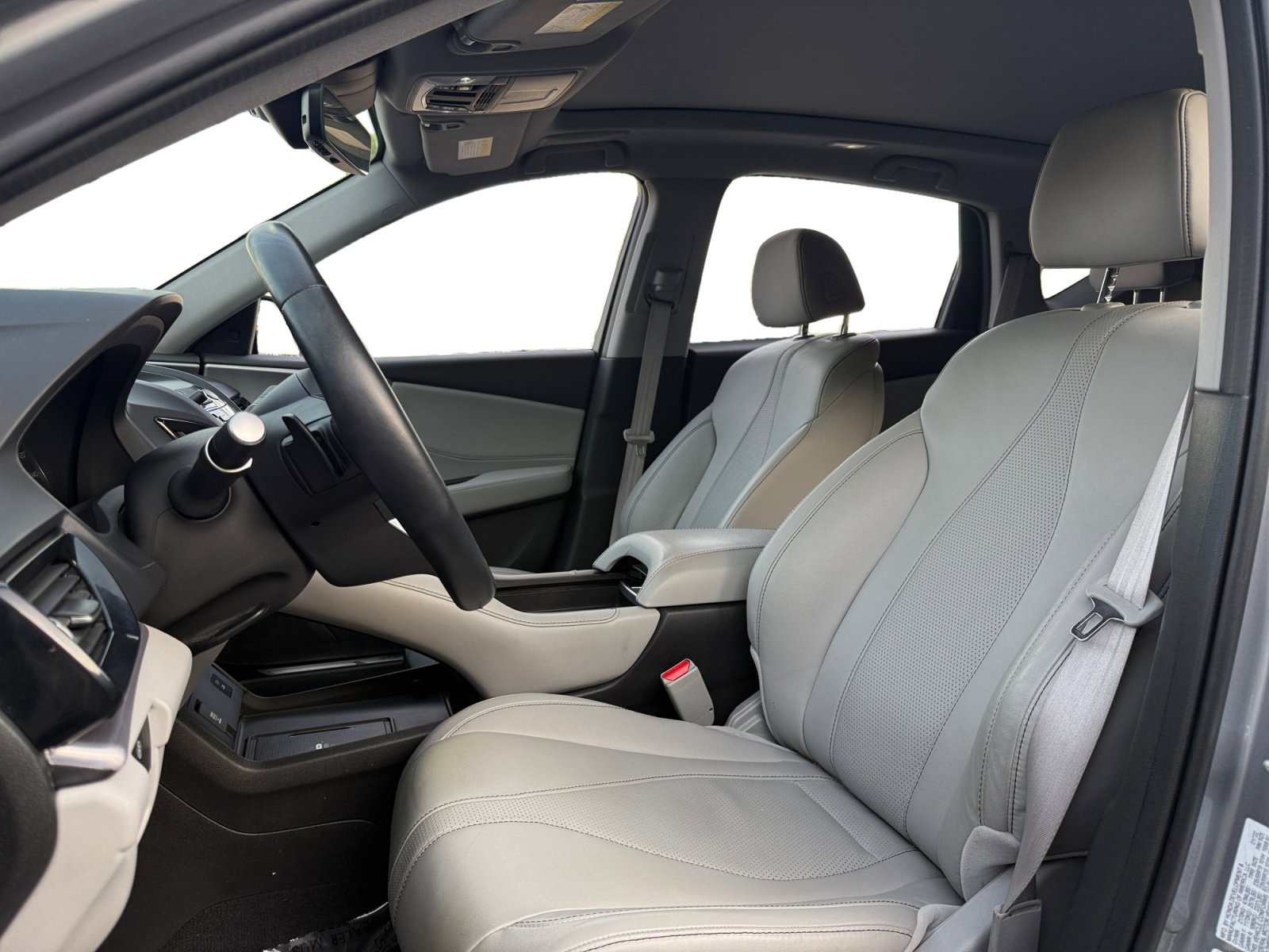 Used 2022 Acura RDX FWD w/ Technology Package image 9