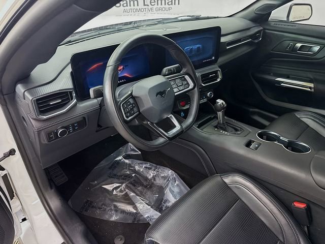 Used 2024 Ford Mustang Premium image 9