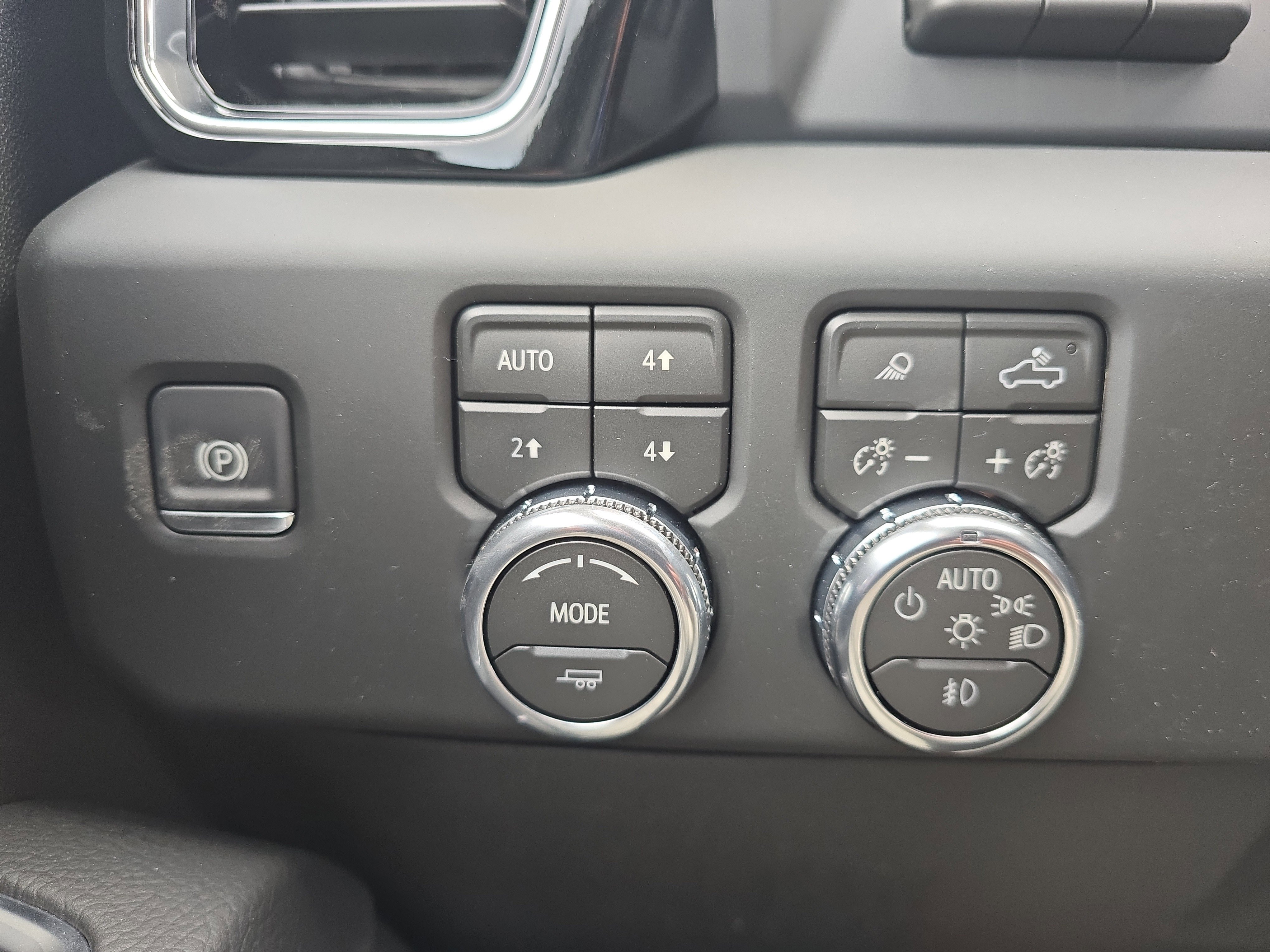 New 2026 GMC Sierra 2500 Denali w/ Denali Reserve Package image 33