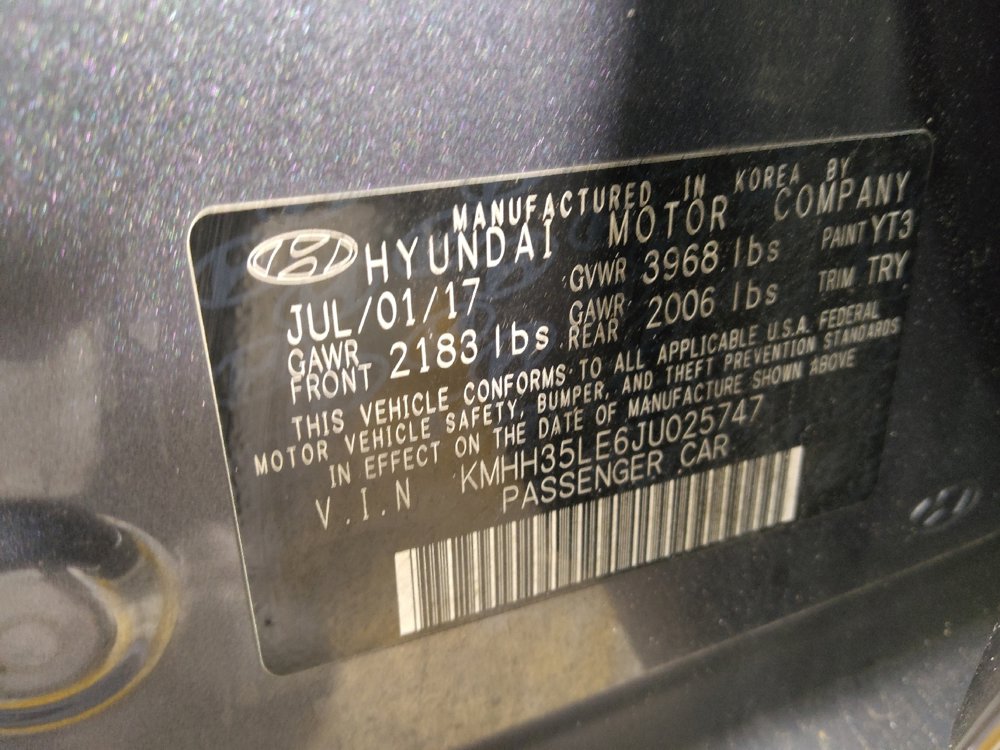 Used 2018 Hyundai Elantra GT image 33