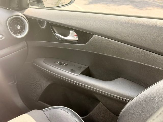 Used 2023 Kia Forte GT-Line w/ GT-Line Technology Package FWD image 25