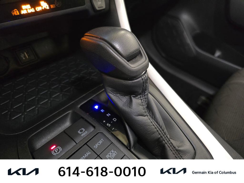 Used 2023 Toyota RAV4 XLE w/ Convenience Package image 26