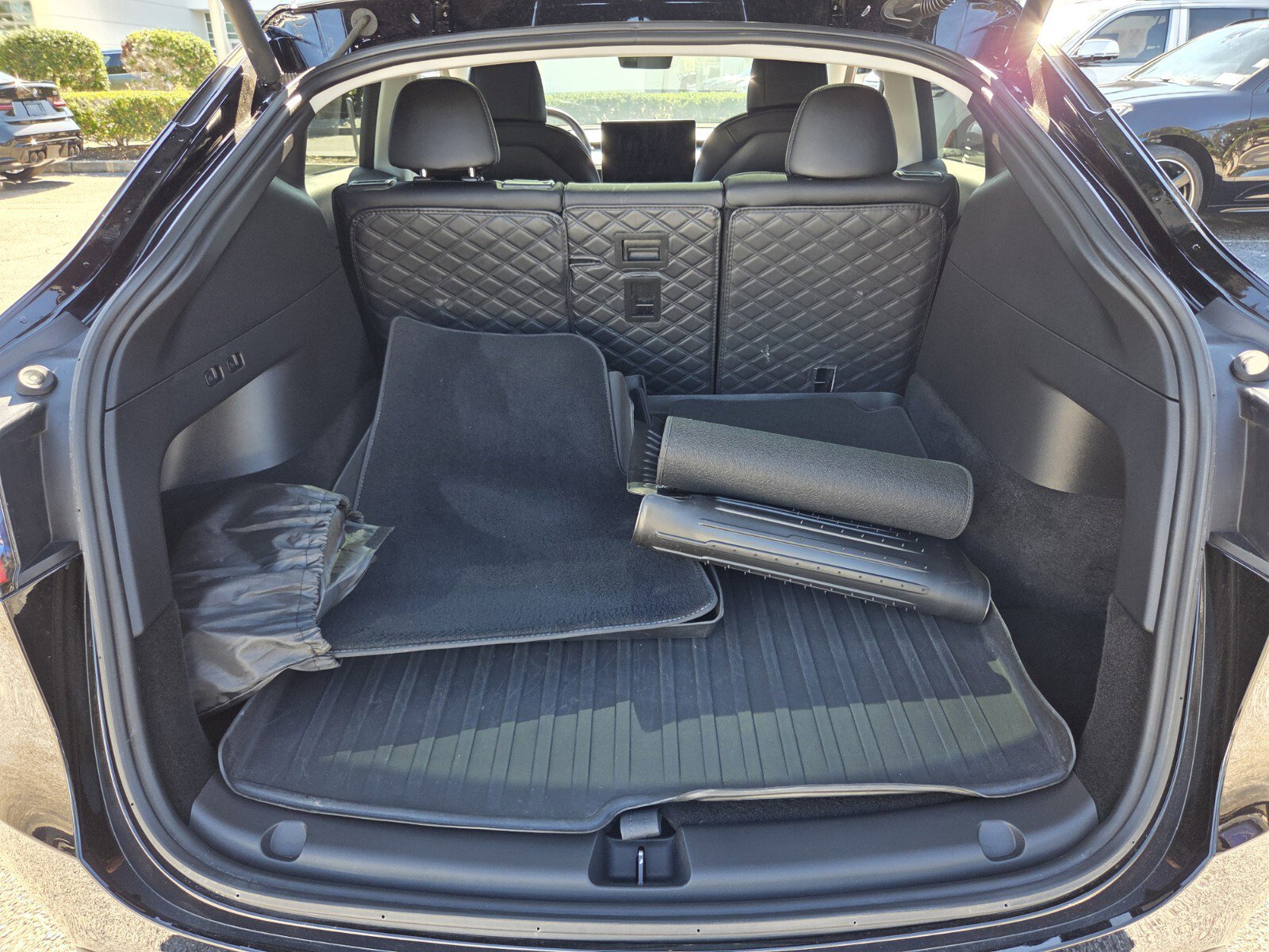 Used 2022 Tesla Model Y Performance image 14