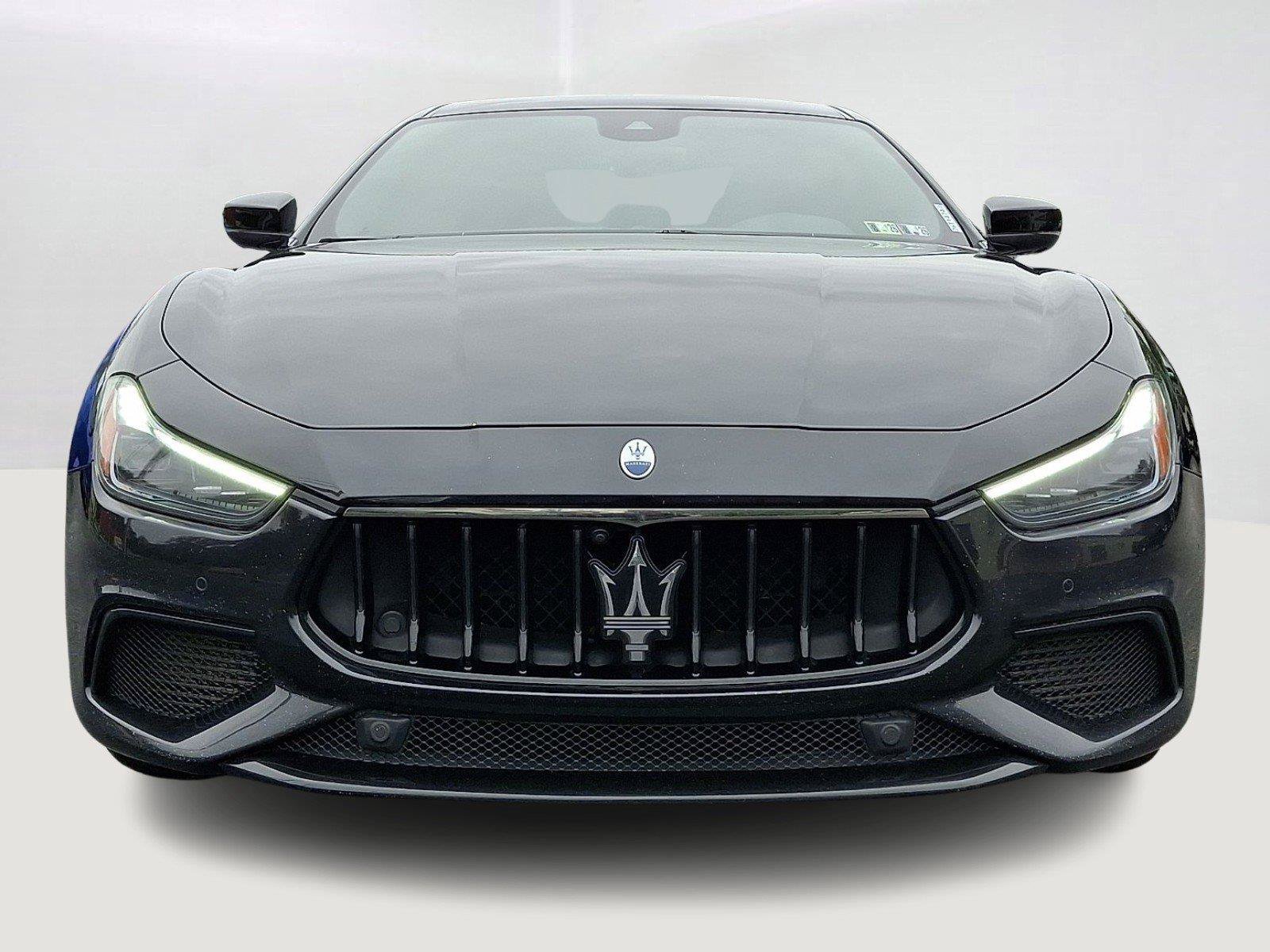 Used 2023 Maserati Ghibli Modena Q4 AWD/4WD image 2