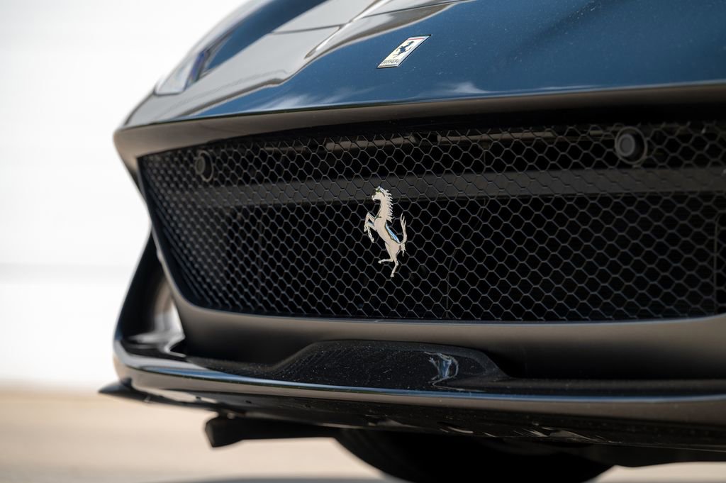 Used 2022 Ferrari 812 GTS RWD image 55