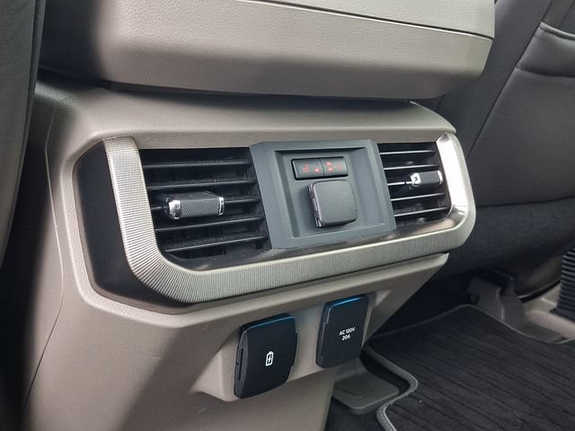 Used 2024 Ford F150 Platinum w/ Equipment Group 703A Plus AWD/4WD image 12