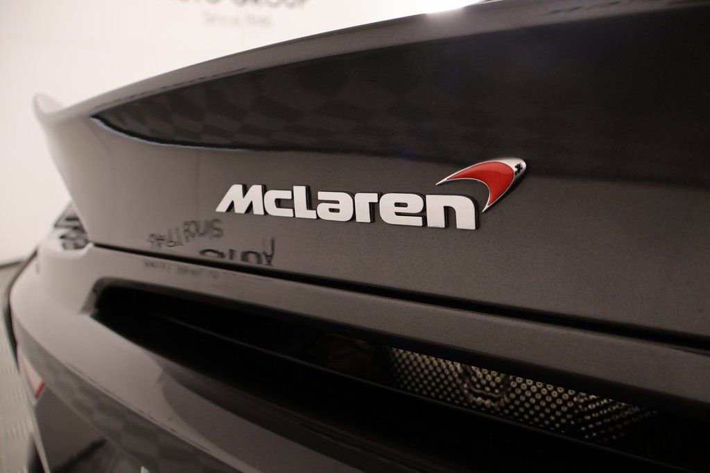 Used 2017 McLaren 570S image 14