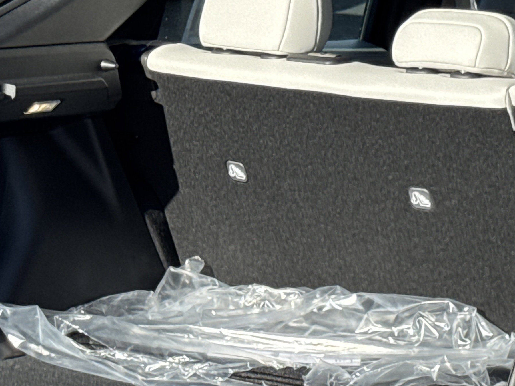 New 2026 Nissan Leaf SV+ w/ Floor Mat Package (SV+) FWD image 16