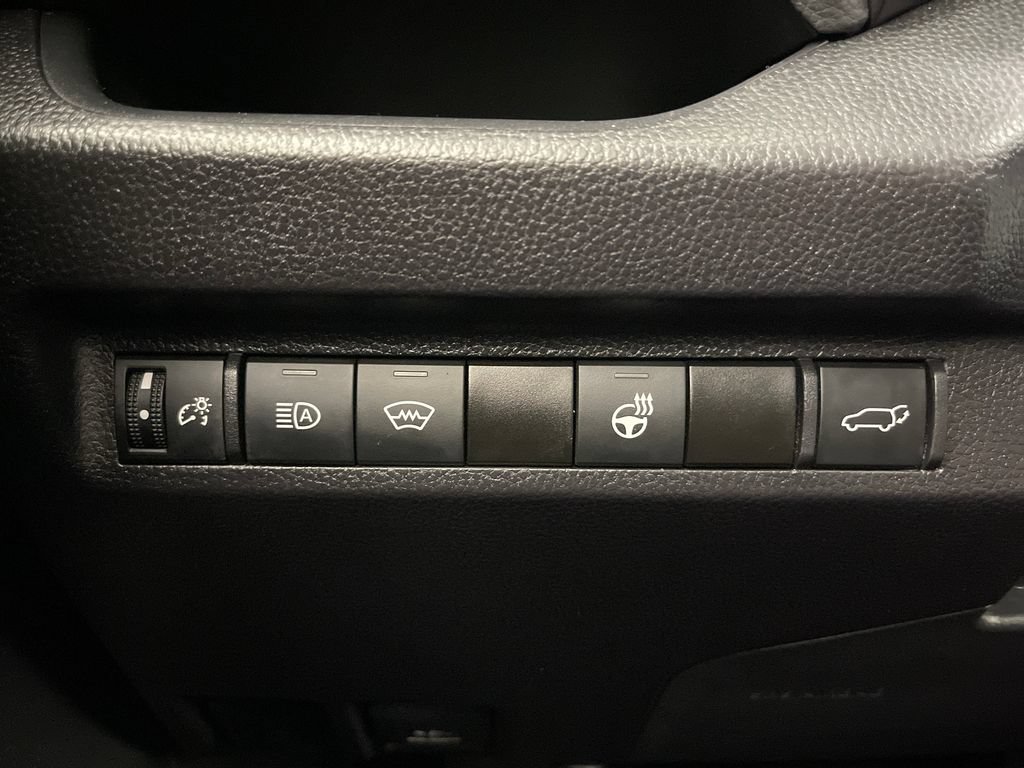 Certified 2025 Toyota RAV4 XLE w/ Convenience Package FWD image 28