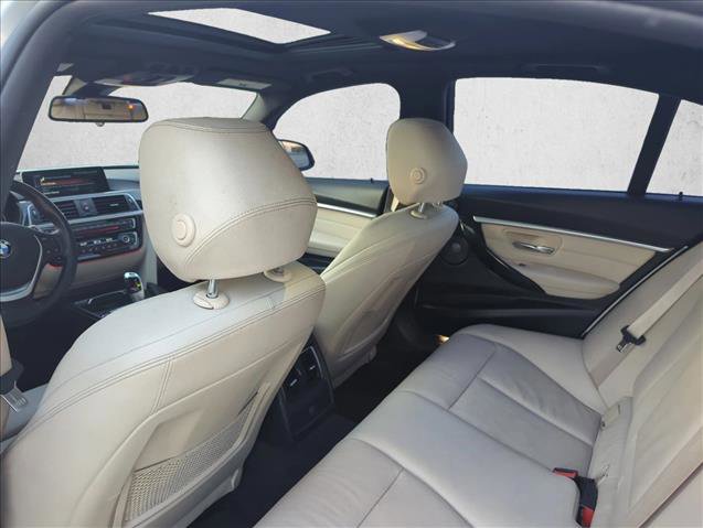 Used 2017 BMW 330e image 17