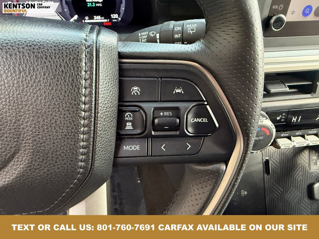 Used 2025 Toyota 4Runner TRD Off-Road image 18