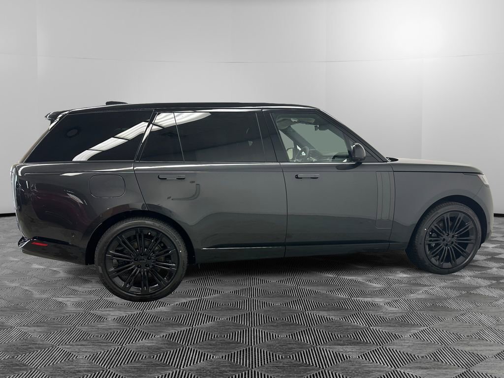New 2026 Land Rover Range Rover Long Wheelbase SE AWD/4WD image 6
