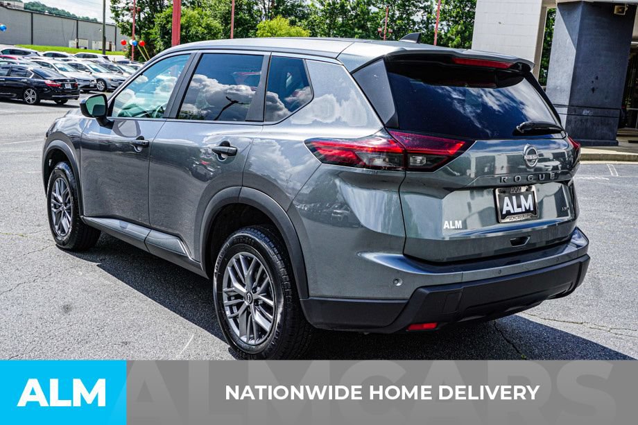 Used 2024 Nissan Rogue S AWD/4WD image 4