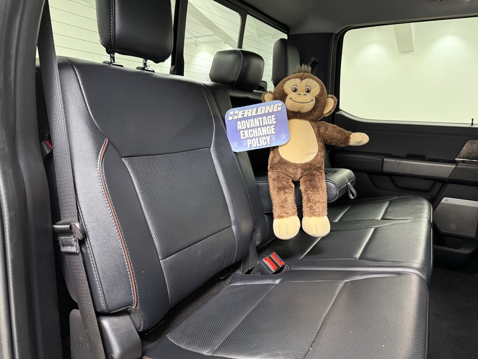 Used 2023 Ford F350 Lariat w/ Sport Appearance Package image 28