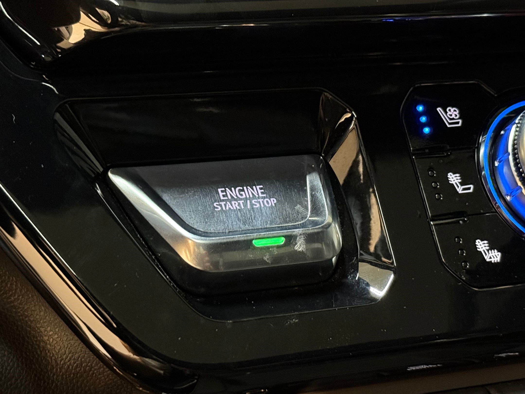 Used 2024 GMC Sierra 2500 AT4X w/ AT4X AEV Edition image 38