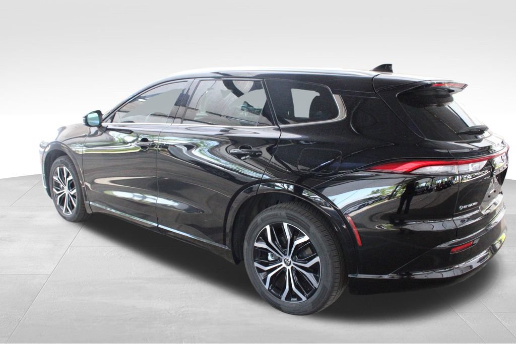 Certified 2025 Toyota Crown Signia AWD/4WD image 14