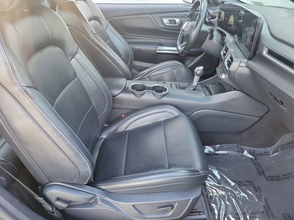 Used 2024 Ford Mustang Premium image 18