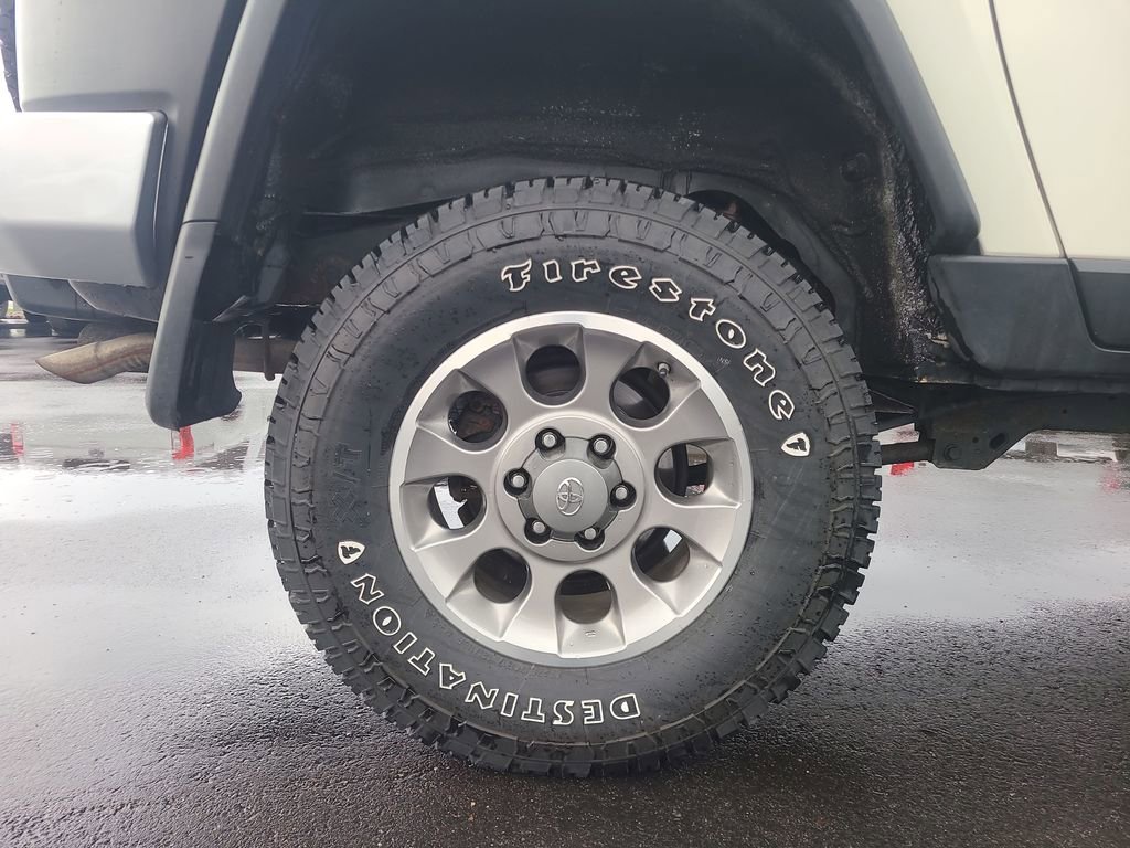 Used 2012 Toyota FJ Cruiser 4WD image 15