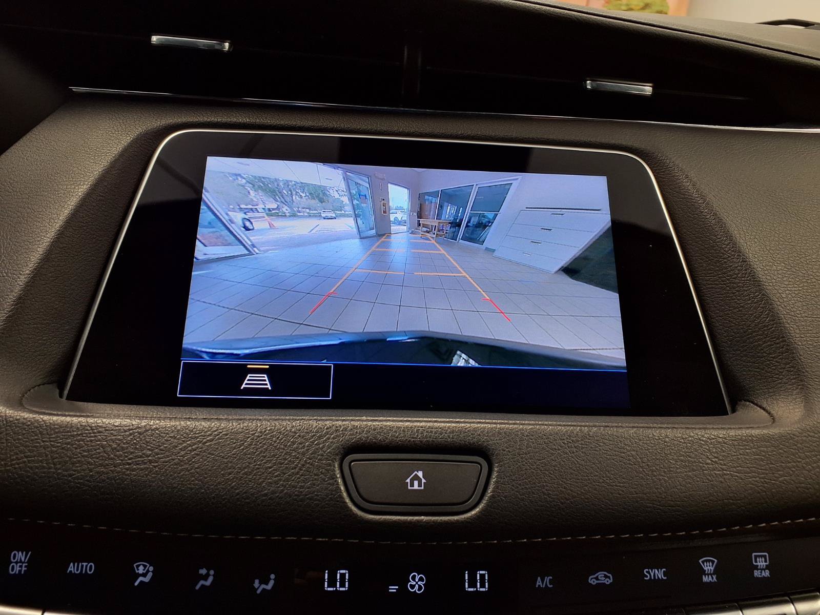 Certified 2023 Cadillac XT4 Luxury w/ Cold Weather Package AWD/4WD image 26