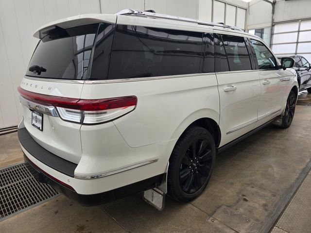 Used 2023 Lincoln Navigator L Reserve image 5