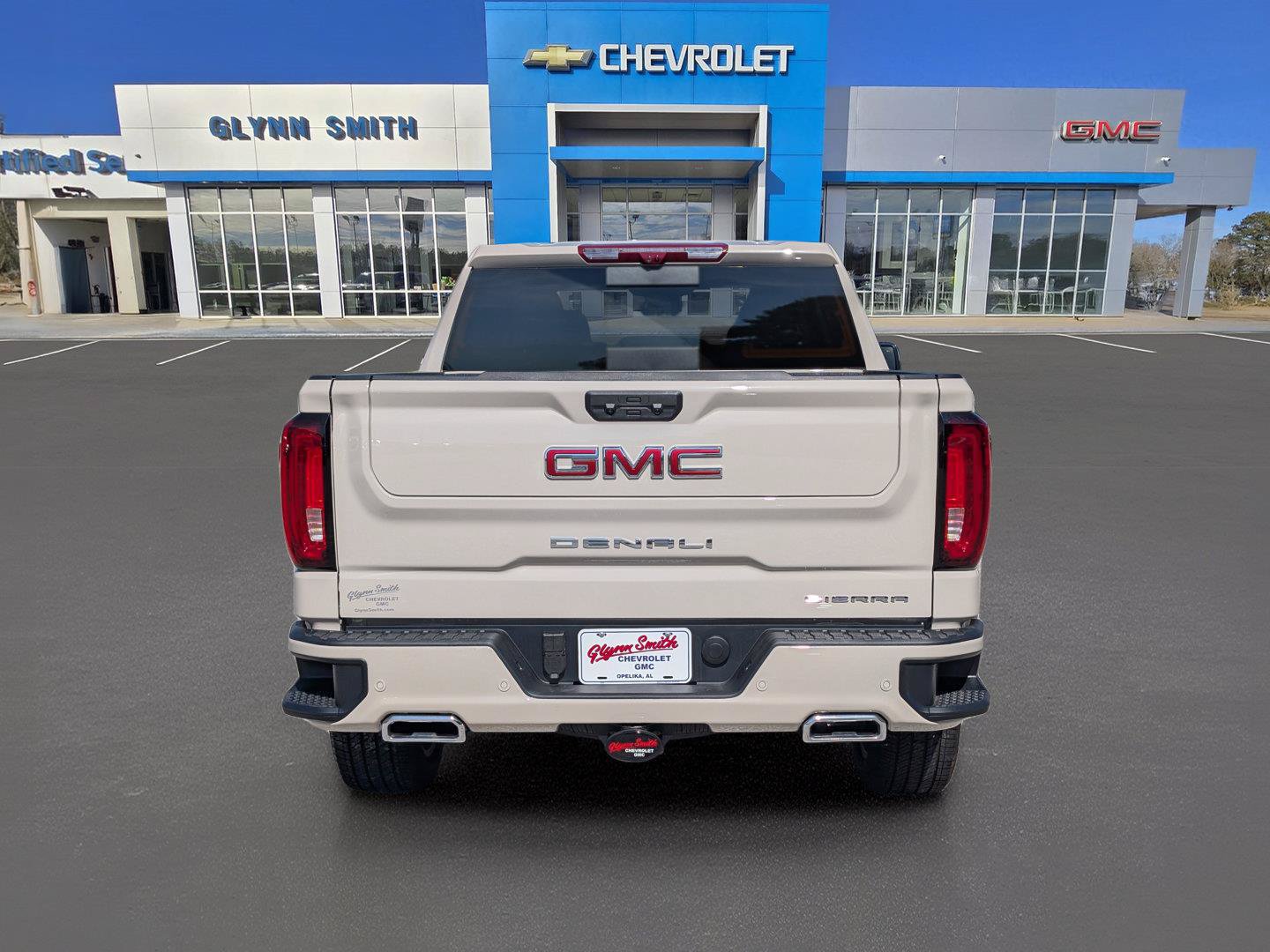 New 2026 GMC Sierra 1500 Denali w/ Denali Reserve Package AWD/4WD image 9