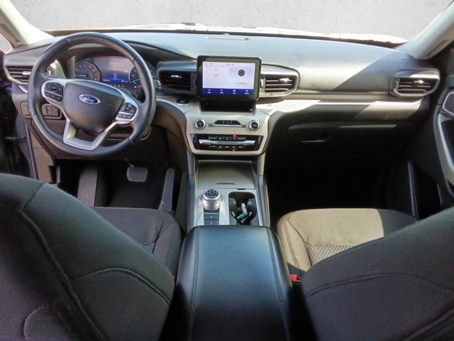 Used 2023 Ford Explorer XLT RWD image 20