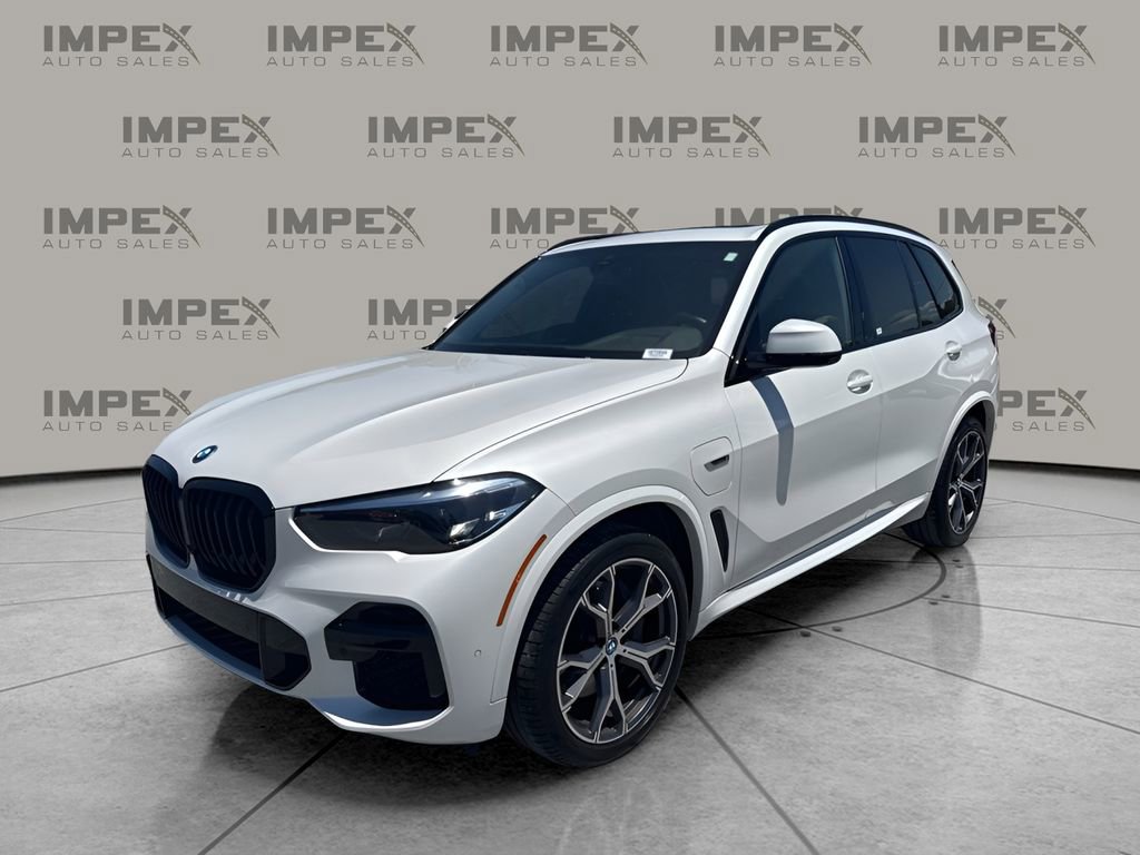 Used 2023 BMW X5 xDrive45e w/ M Sport Package AWD/4WD image 1