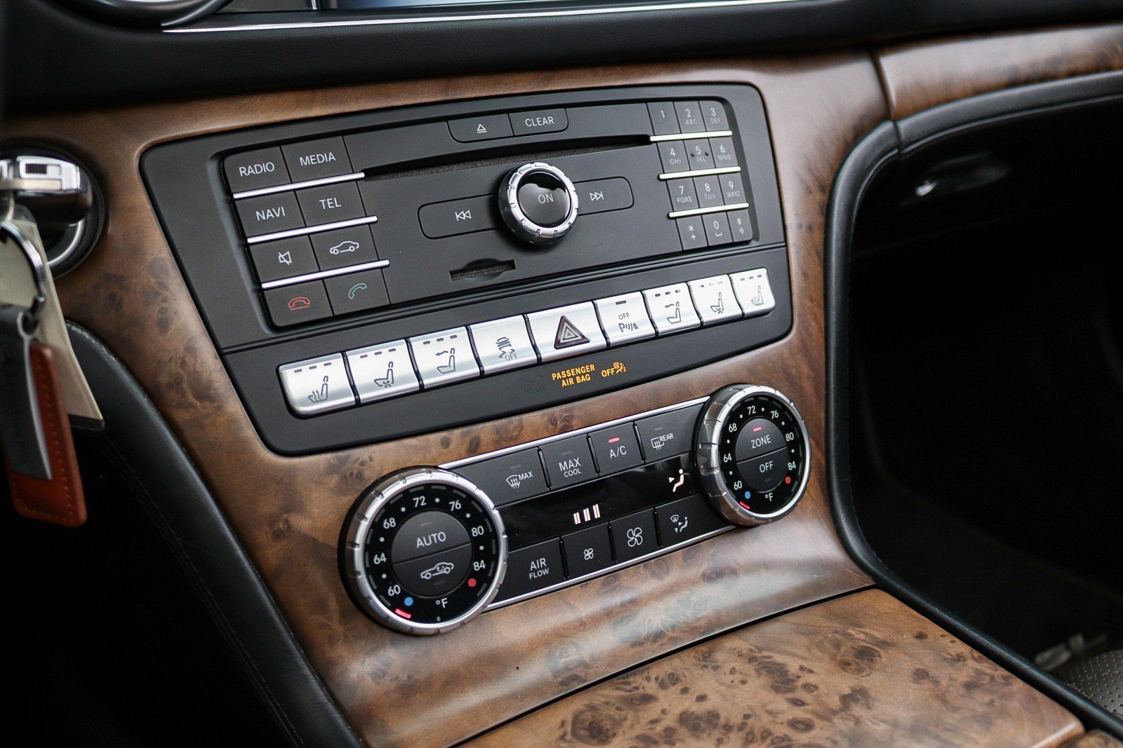 Used 2020 Mercedes-Benz SL 450 image 38
