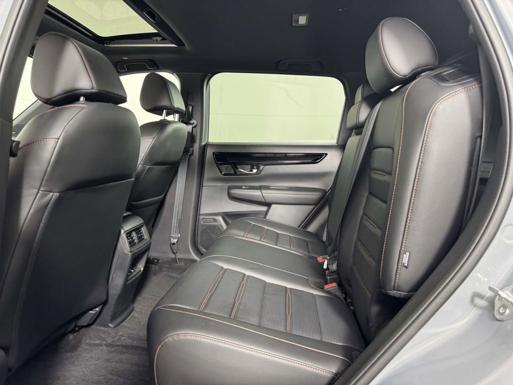 Used 2025 Honda CR-V Sport Touring image 33