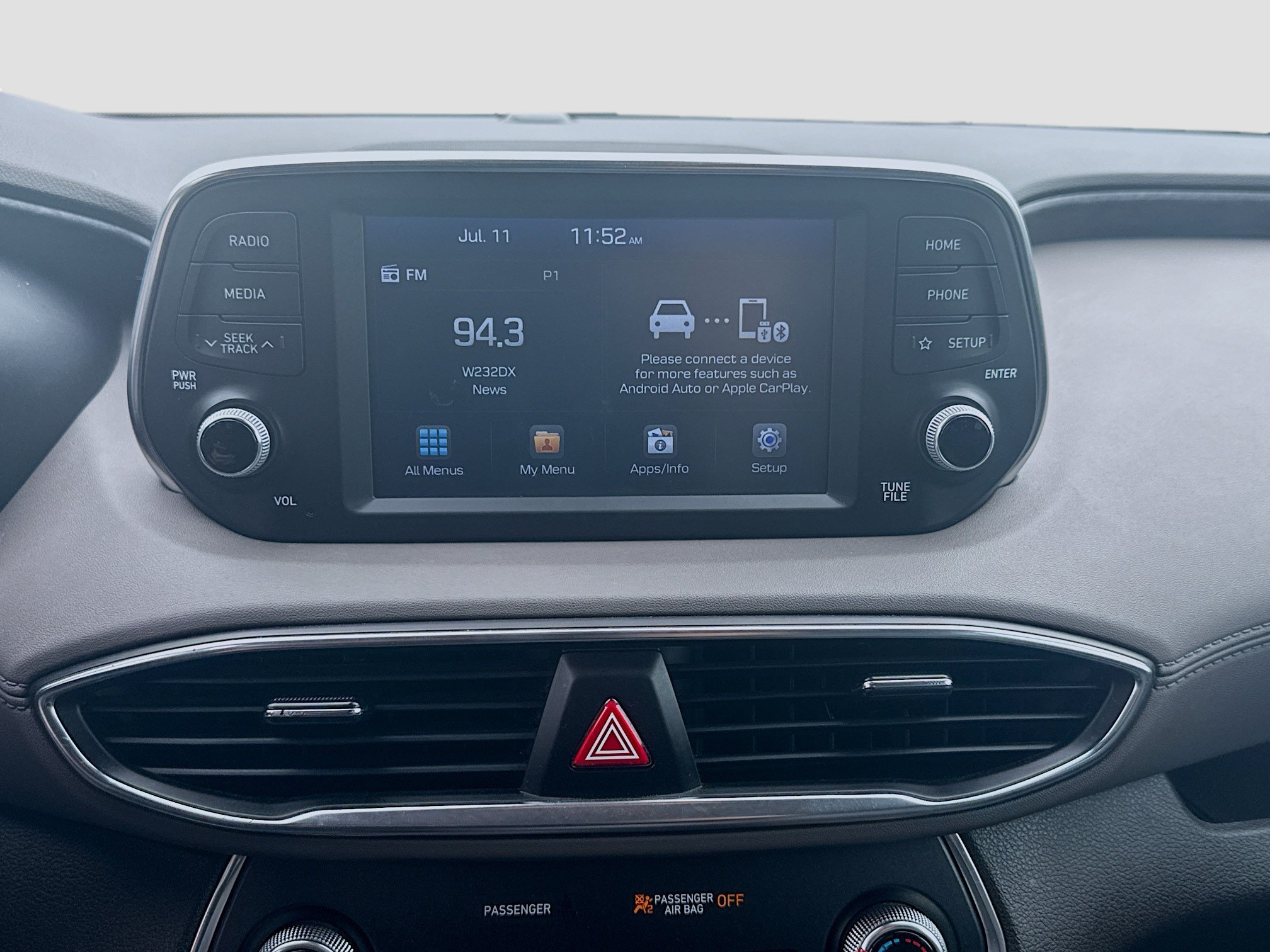 Used 2019 Hyundai Santa Fe SE FWD image 10