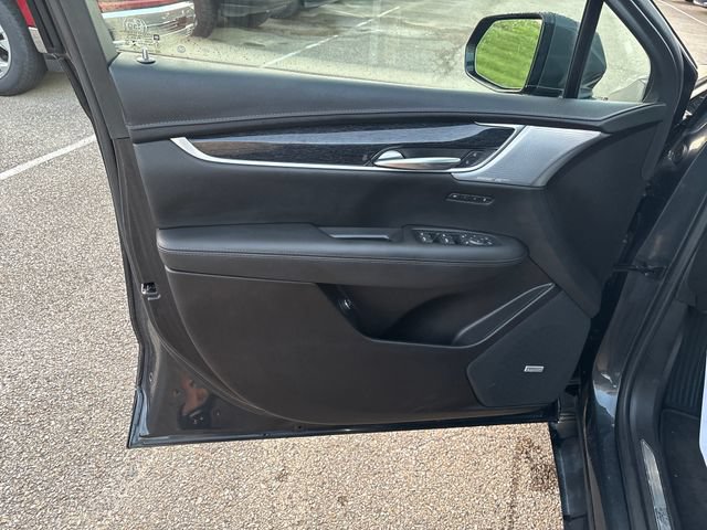 Used 2022 Cadillac XT5 Premium Luxury AWD/4WD image 7