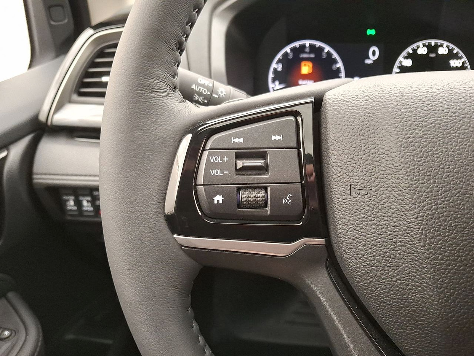 Used 2026 Honda Odyssey Elite image 17