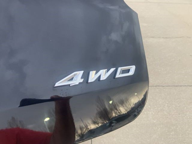 Used 2023 Ford Explorer XLT w/ Equipment Group 202A image 26