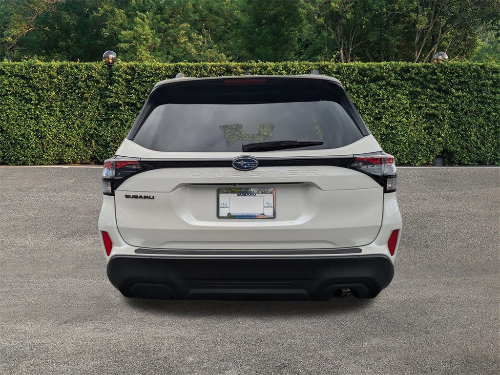 New 2025 Subaru Forester Premium image 5