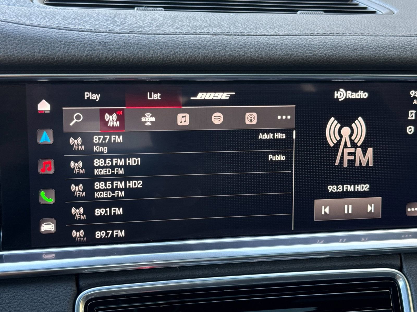 Certified 2022 Porsche Panamera 4 Platinum Edition image 21