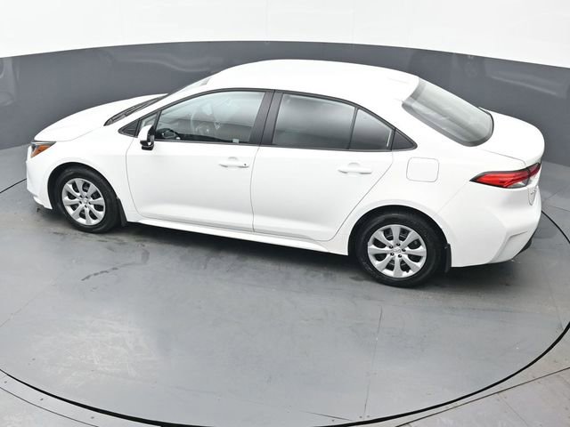 Used 2025 Toyota Corolla LE FWD image 36