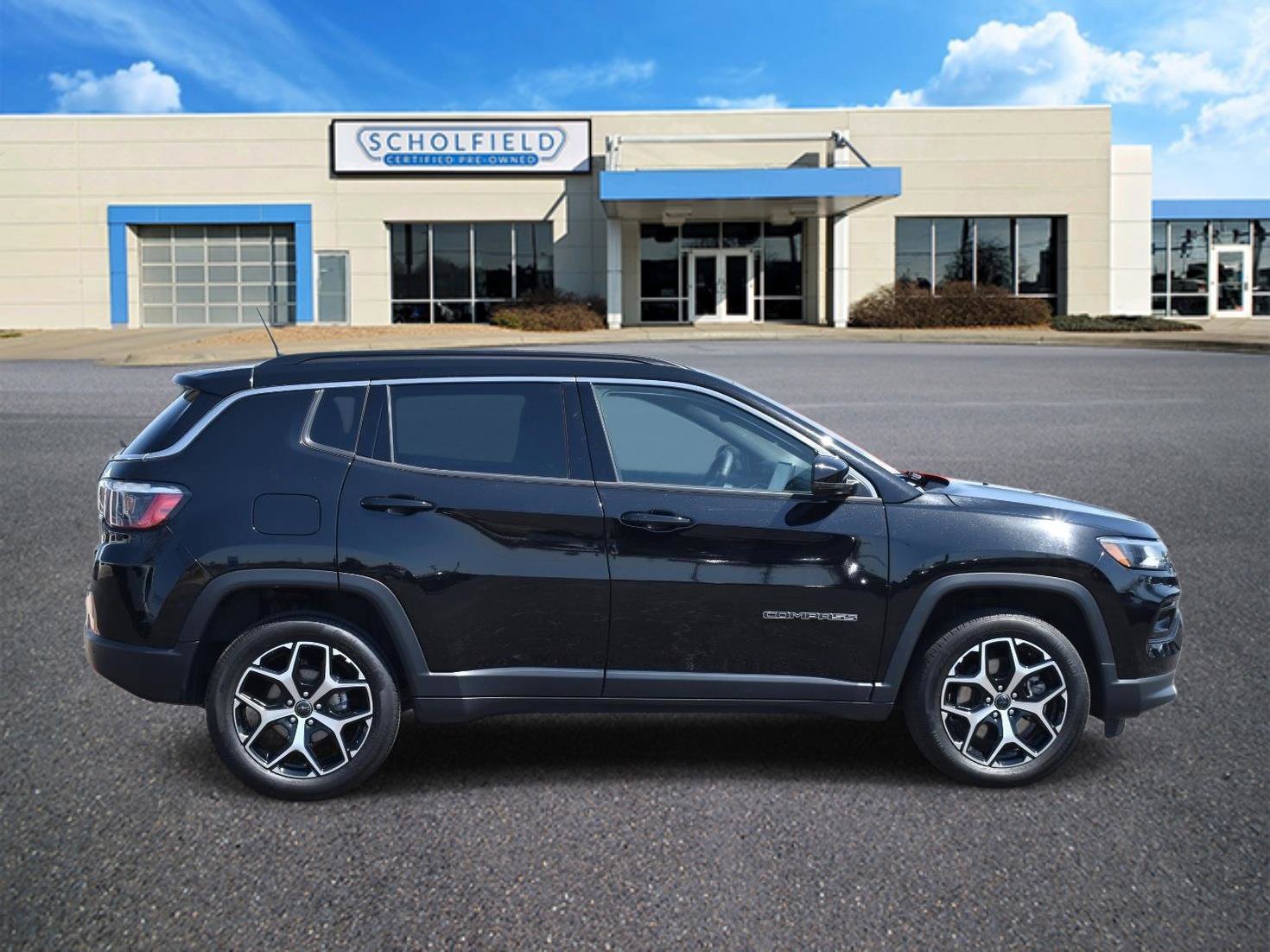 Used 2025 Jeep Compass Limited image 2