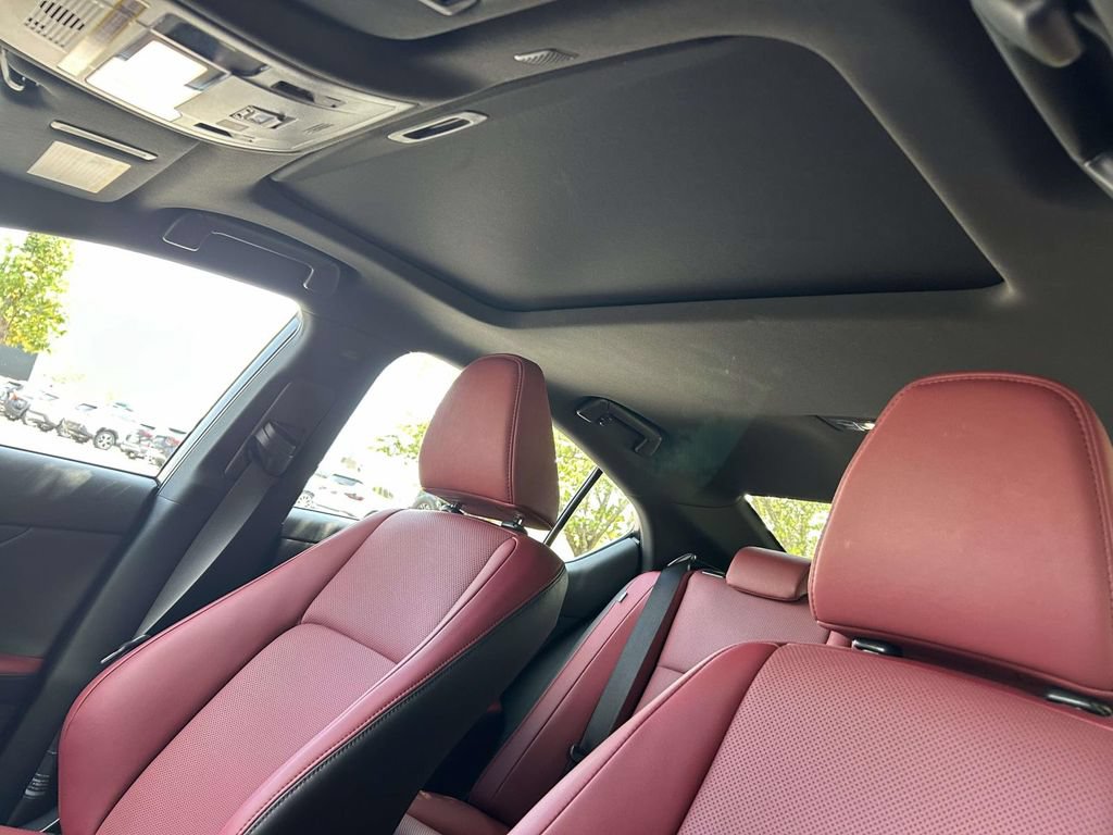 Used 2025 Lexus IS 350 F Sport RWD image 13