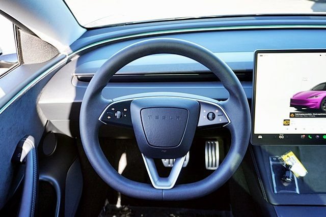 Used 2025 Tesla Model 3 Performance AWD/4WD image 22