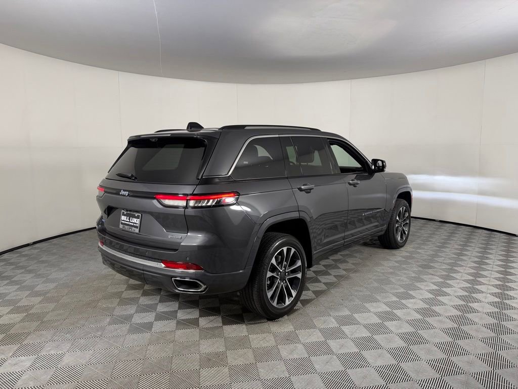 Certified 2022 Jeep Grand Cherokee Overland w/ Advanced Protech Group III AWD/4WD image 7