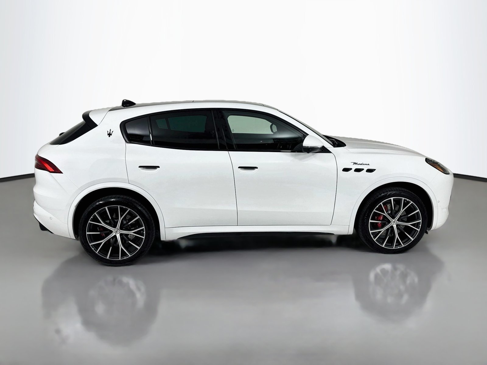 New 2026 Maserati Grecale Modena AWD/4WD image 9