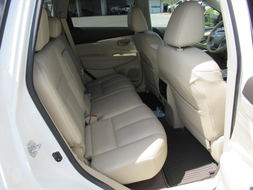 Used 2018 Nissan Murano SL w/ Moonroof Package image 34