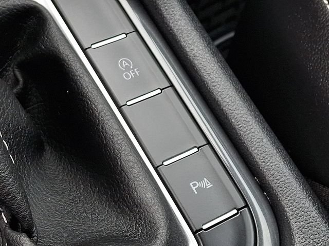 Used 2022 Volkswagen Tiguan SE R-Line AWD/4WD image 25