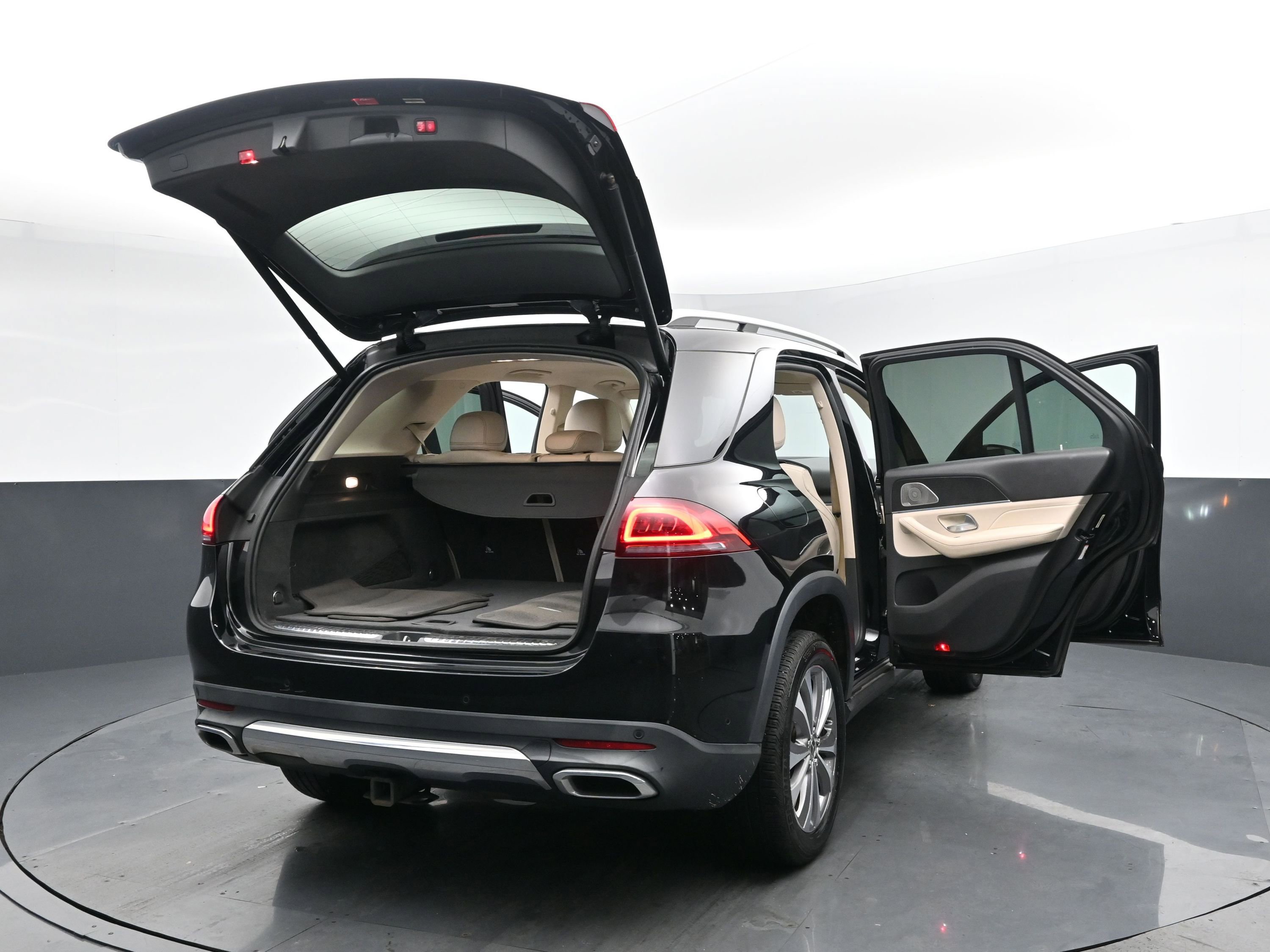 Used 2020 Mercedes-Benz GLE 350 4MATIC image 29