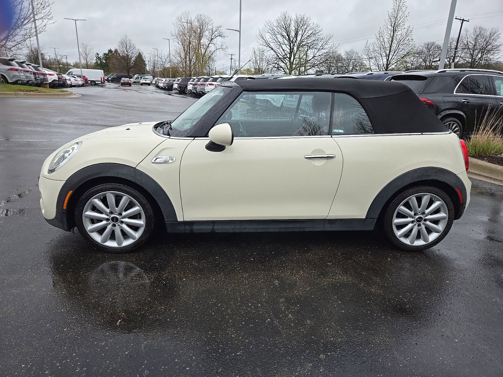Used 2017 MINI Cooper S FWD image 2
