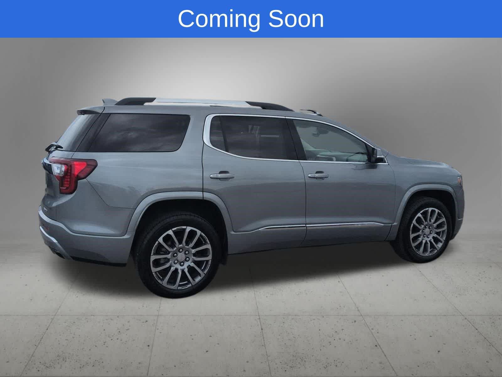 Used 2023 GMC Acadia Denali w/ Denali Ultimate Package AWD/4WD image 7
