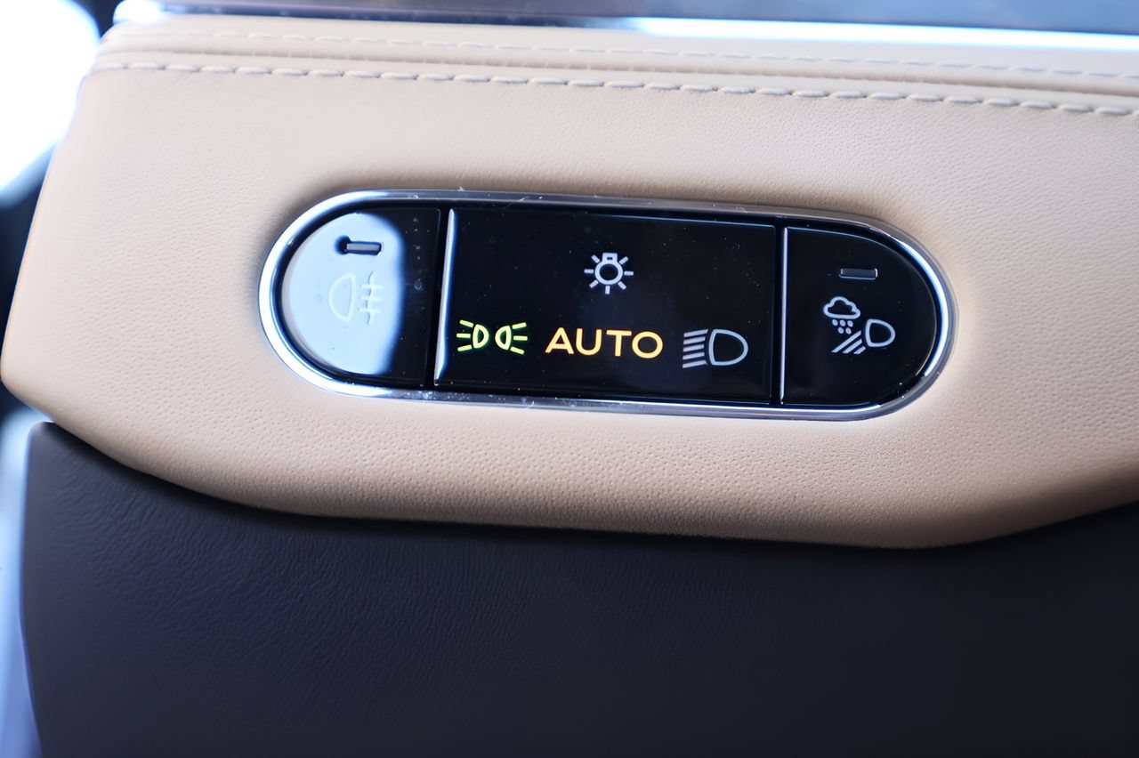 New 2026 Bentley Continental GT AWD/4WD image 26