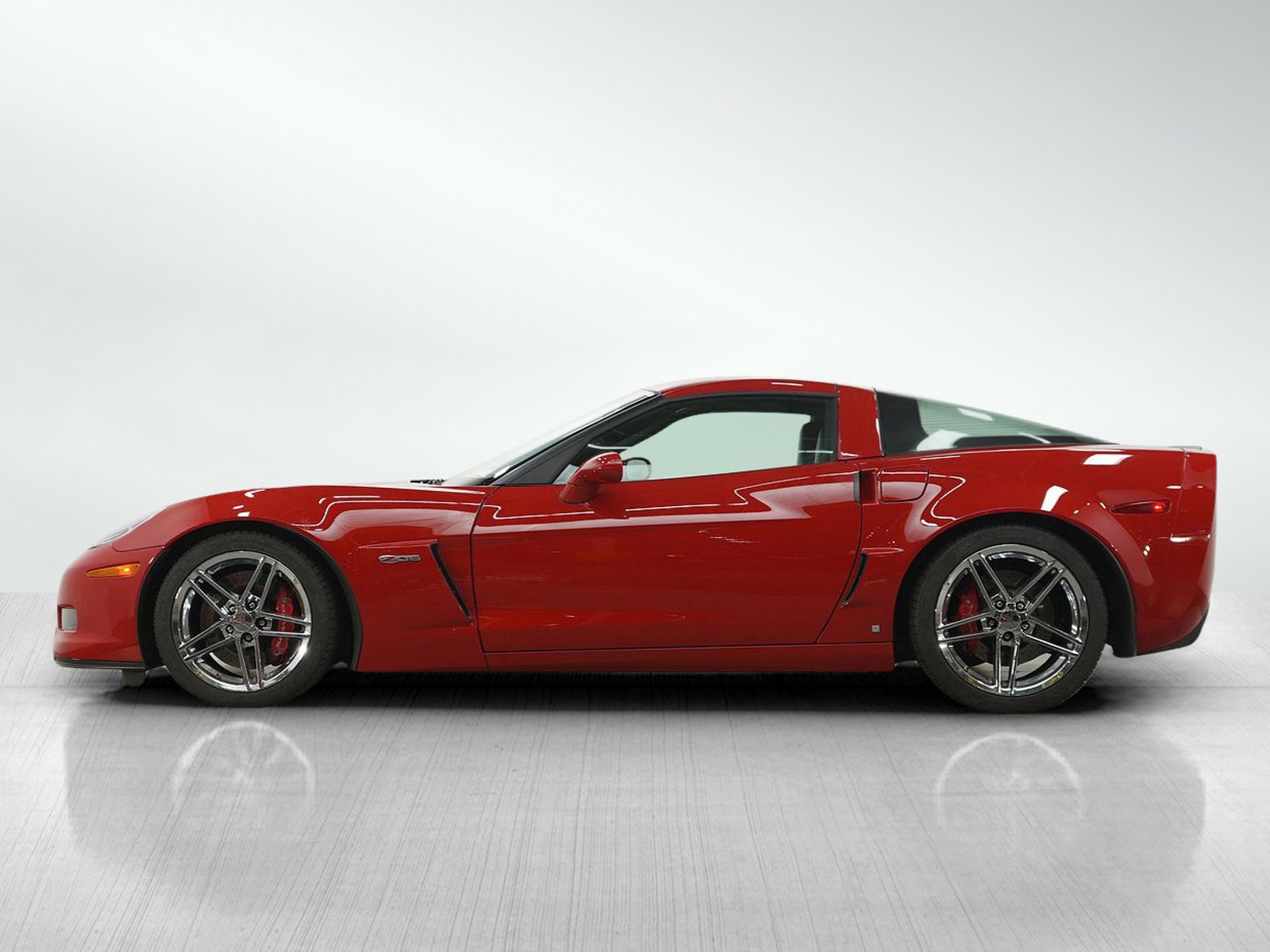 Used 2008 Chevrolet Corvette Z06 RWD image 2