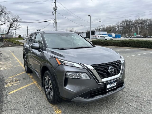 Certified 2023 Nissan Rogue SV image 2